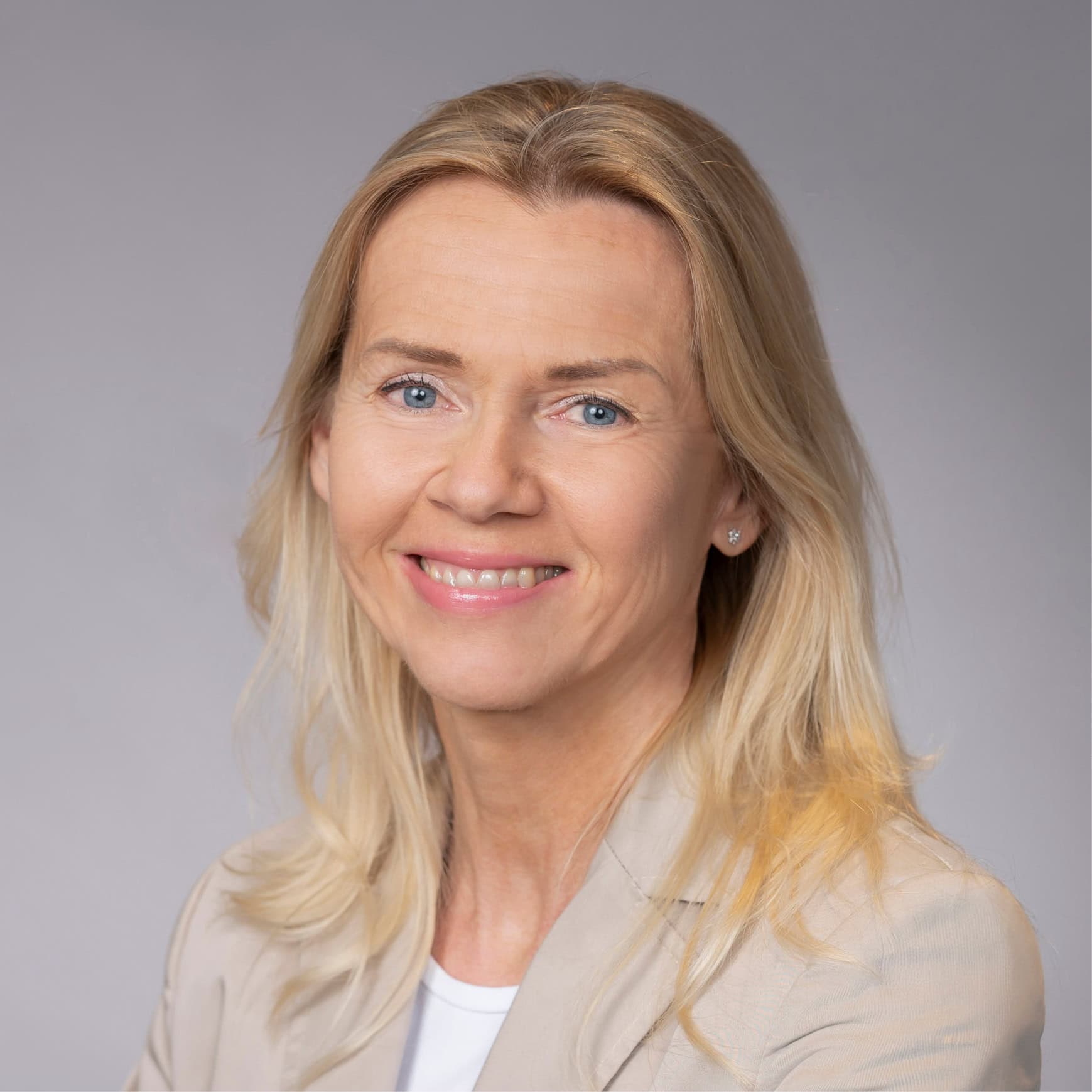 Porträt Mag. Julia Hiebler